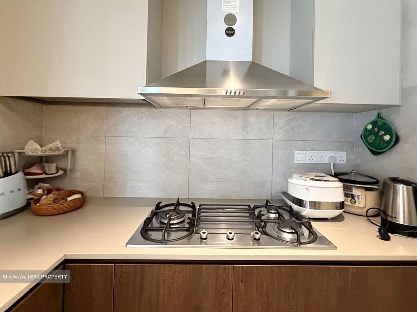 Serangoon Garden Estate (D19), Semi-Detached #559096931